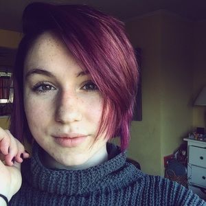 Meet your Posher, Julia